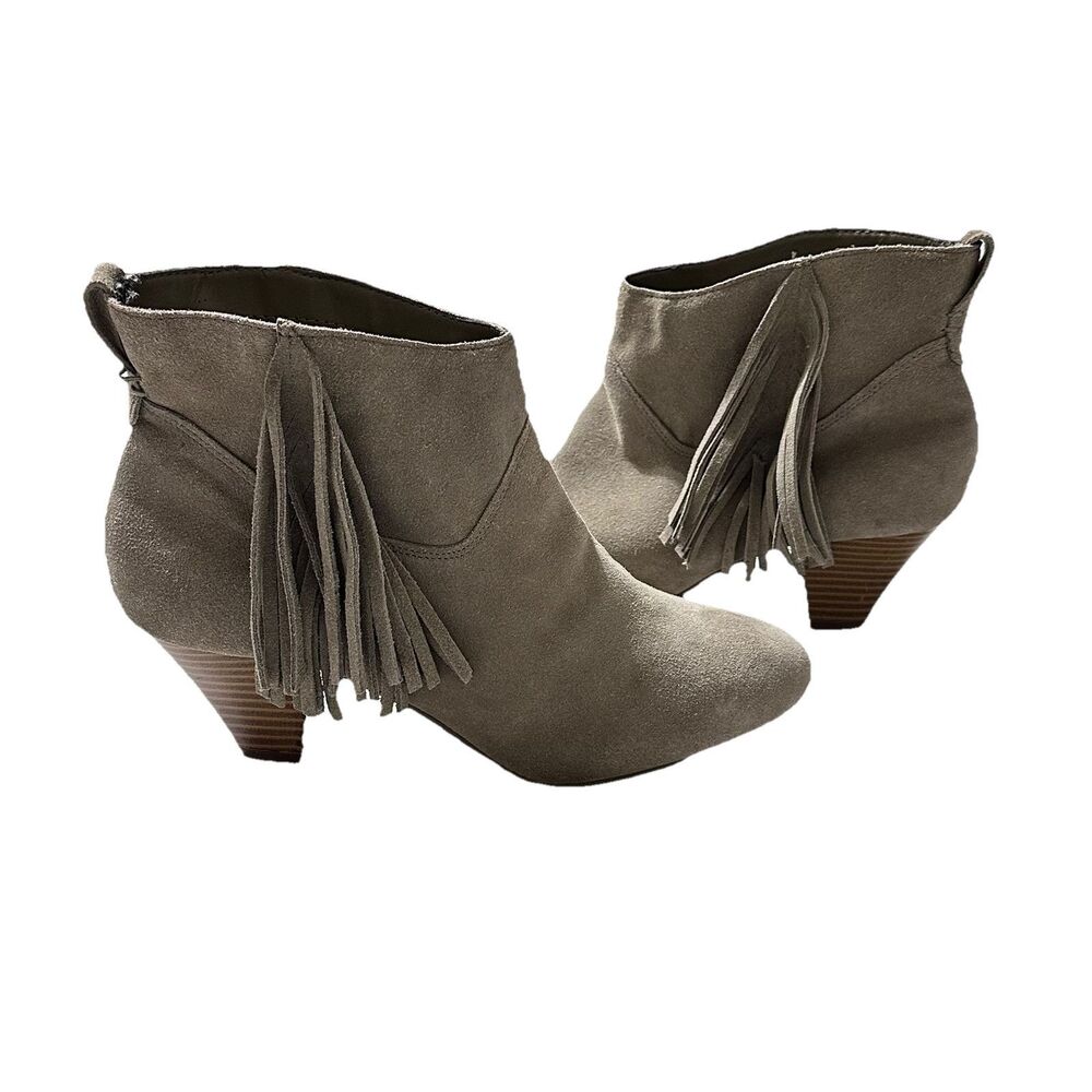 American Eagle Outfitter Women Tan PullOn Suede Fringe Western Ankle Boots Sz 8